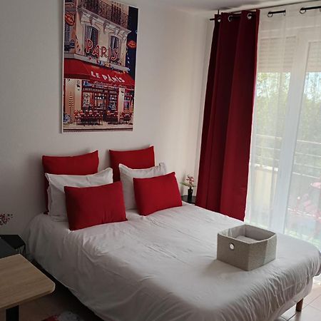 B201 Studio 10 Min Disneyland Paris 몽테브랭 외부 사진